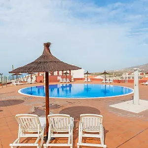 https://royal-sea-view-villas-canarias.adeje-hotels.com