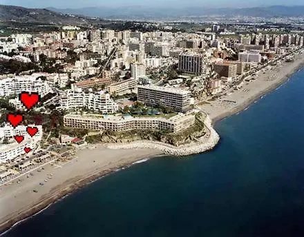 Lägenhet Apartamentos Lola Y Manuela En Primera Linea Playa Carihuela Con Excelente Terraza-Jardin De 80 M2 Frente Al Mar Con Aparcamiento Privado Ideal Para Descansar Oyendo Las Olas Del Mar Torremolinos