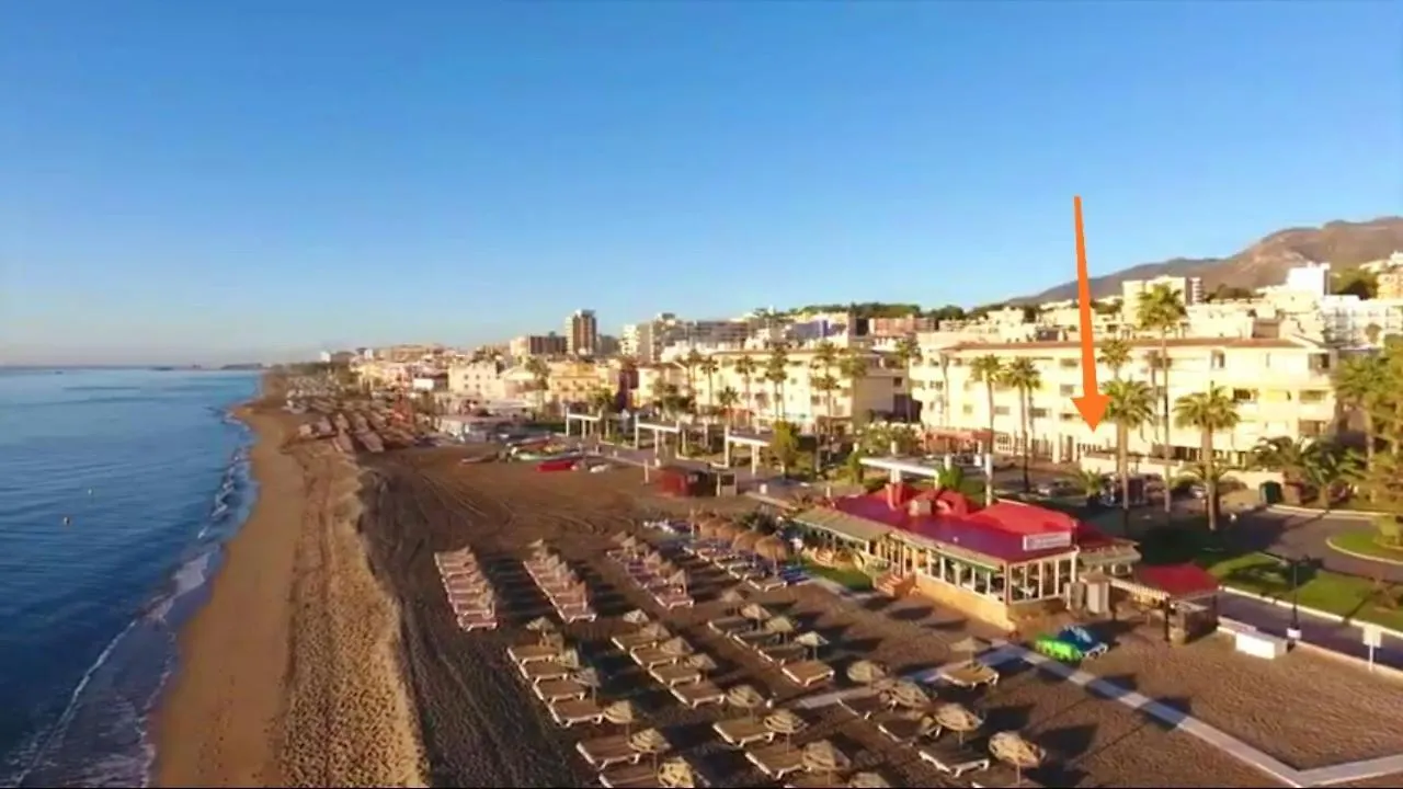 Lägenhet Apartamentos Lola Y Manuela En Primera Linea Playa Carihuela Con Excelente Terraza-Jardin De 80 M2 Frente Al Mar Con Aparcamiento Privado Ideal Para Descansar Oyendo Las Olas Del Mar Torremolinos Spanien
